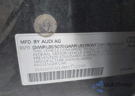 2011 Audi A4 2.0T Premium z USA, uszkodzony, nr VIN WAUWFAFL4BA112259